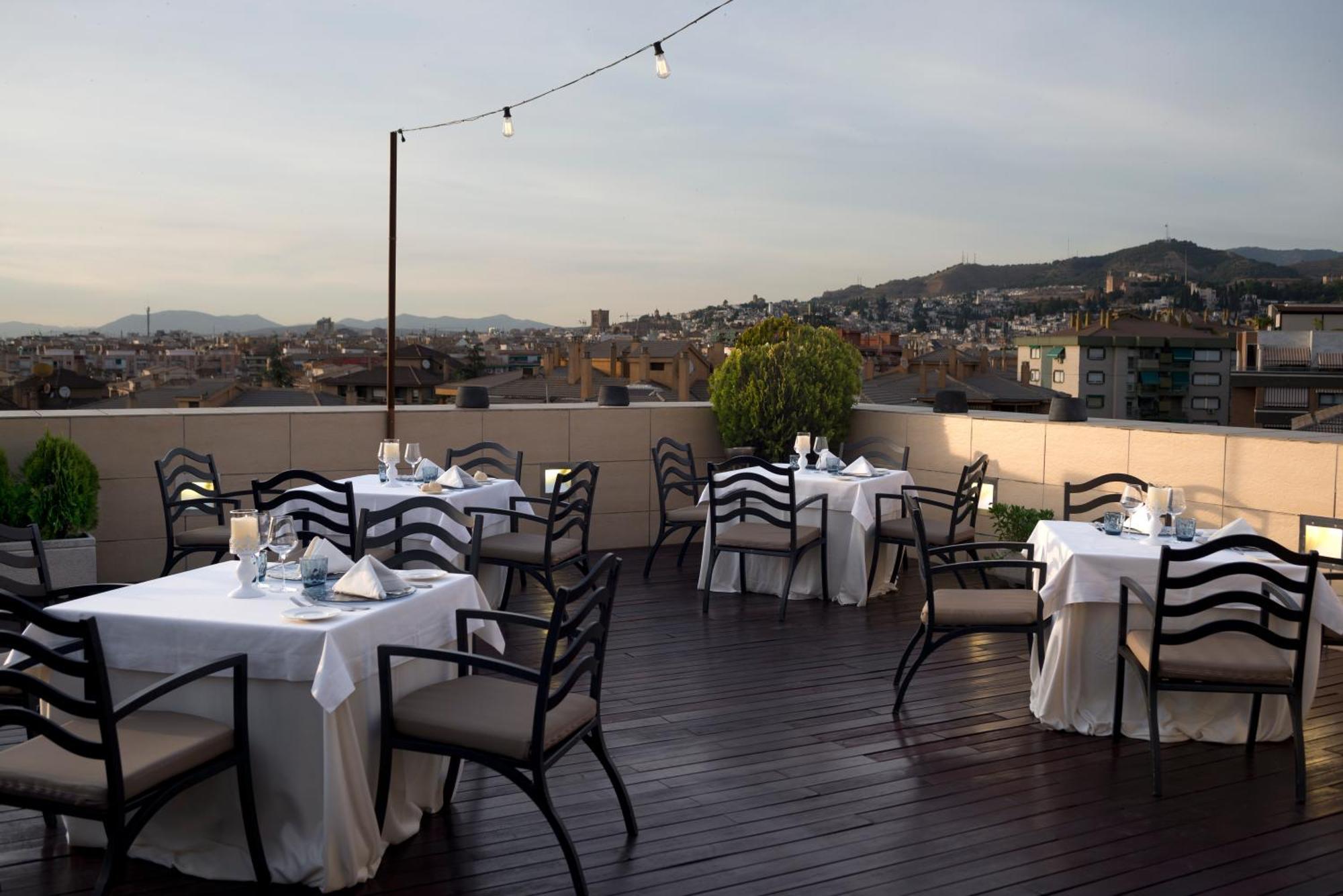 Andalucia Center Hotel 4*